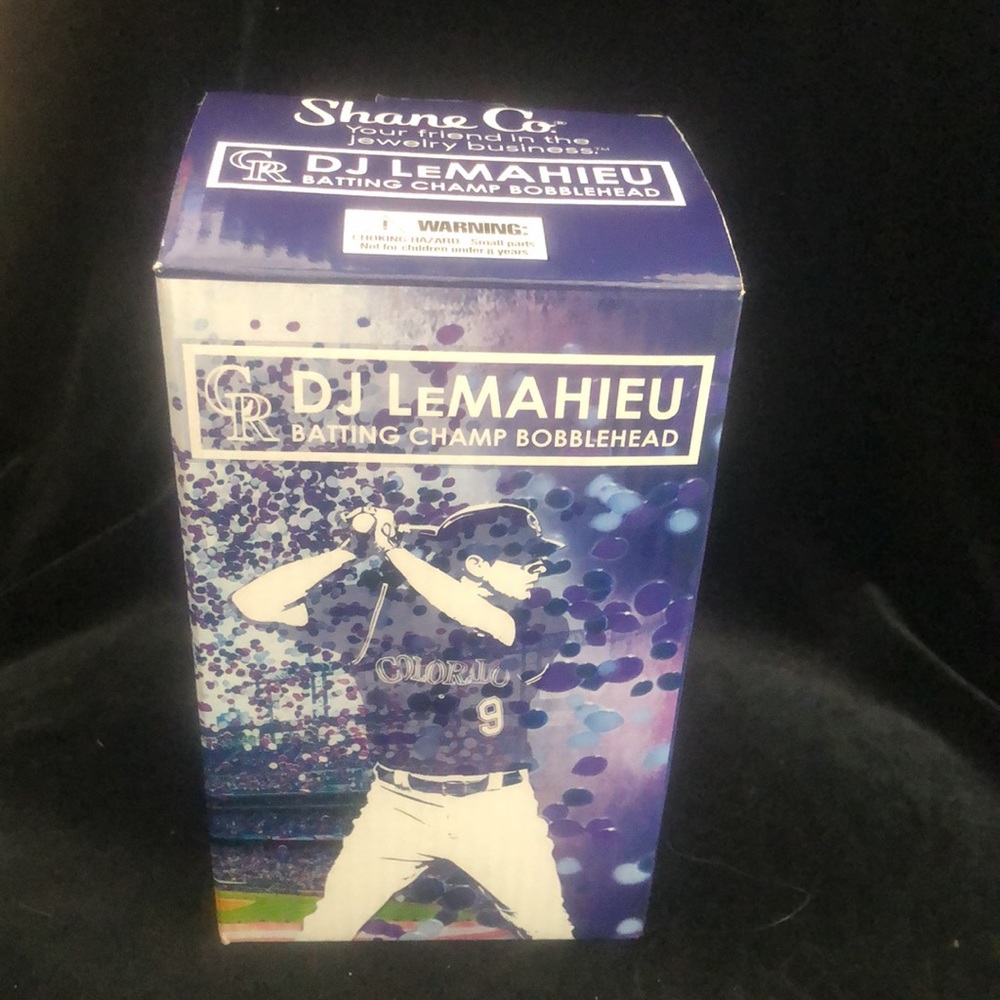 MLB DJ Lemahieu Baseball Bobble Heads - Picture 10 of 16